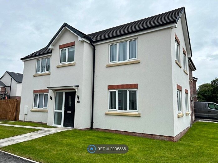 4 Bedroom Semi-Detached House To Rent In Parr Stocks, St Helens, WA9