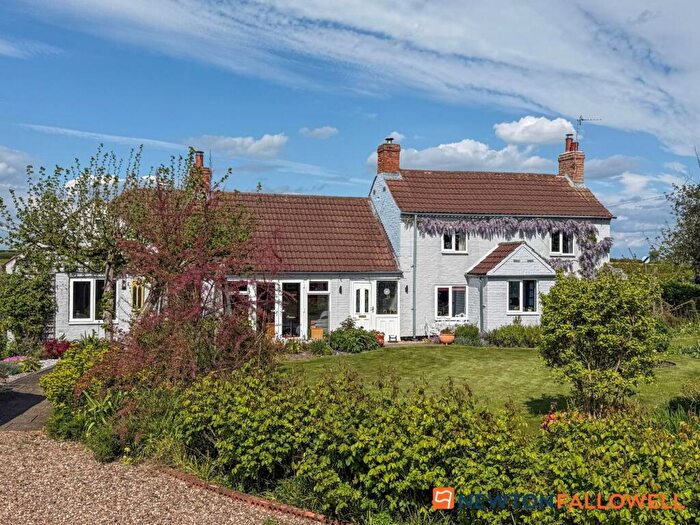 4 Bedroom Detached House For Sale In Kersall, Newark, NG22