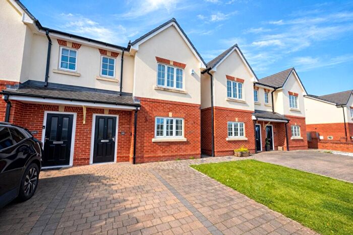 3 Bedroom Semi-Detached House For Sale In Liverpool Road, Southport, Merseyside, PR8