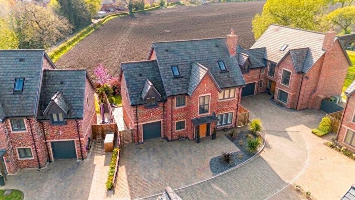 5 Bedroom Detached House For Sale In Meadow View, Alsager, Stoke-On-Trent, ST7