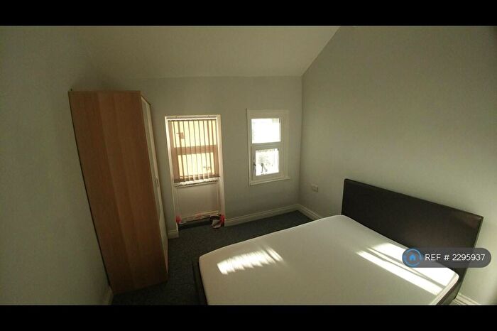 1 Bedroom Flat To Rent In Grattan Road, Bradford, BD1