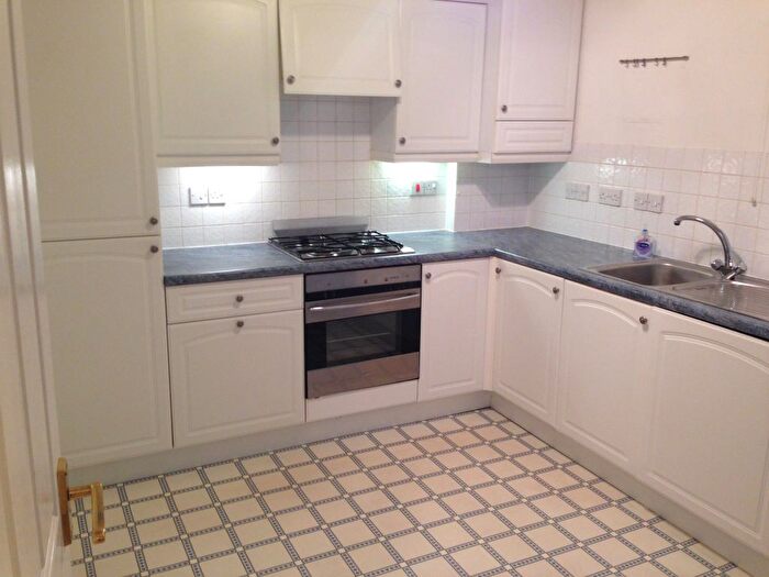 2 Bedroom Flat To Rent In West Ferryfield, Pilton, Edinburgh, EH5