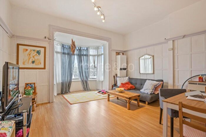 1 Bedroom Flat To Rent In Belsize Park London, NW3