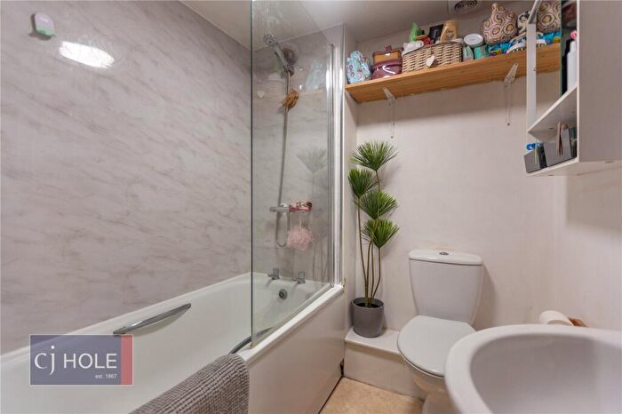 2 Bedroom Apartment To Rent In Gloucester Road, Bishopston, Bristol, BS7