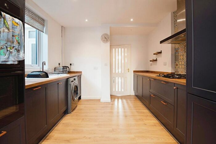 2 Bedroom Terraced House To Rent In Pembroke Road, Canton, CF5