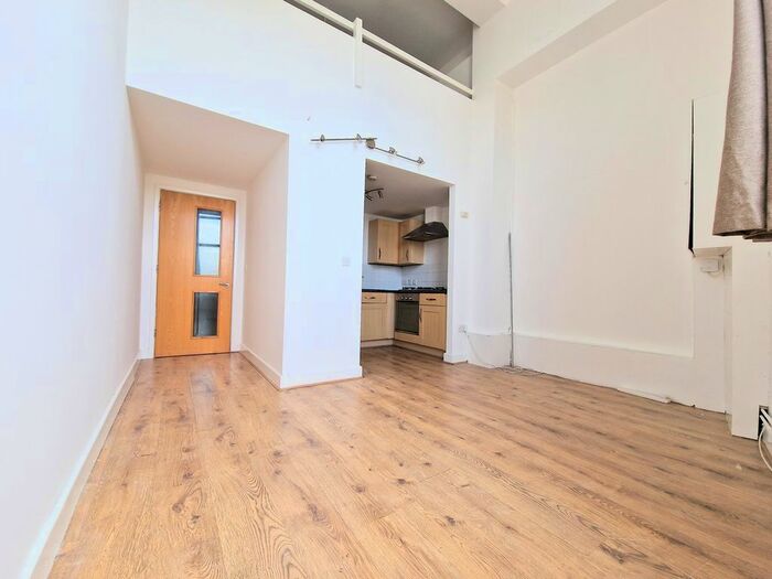 1 Bedroom Flat To Rent In Freehold Street, Northampton, NN2