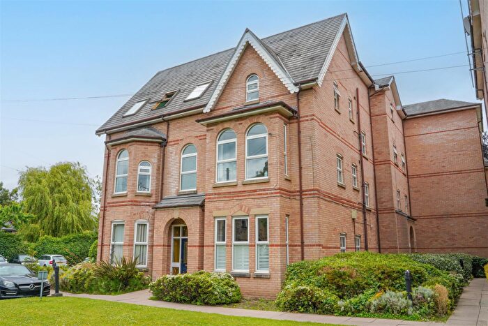 2 Bedroom Apartment For Sale In The Parkside, Hart Road, Fallowfield, M14