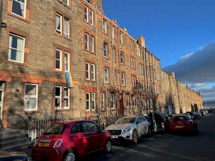 2 Bedroom Flat To Rent In Kings Road, Portobello, Edinburgh, EH15