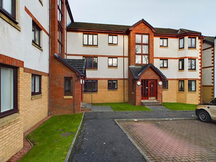 2 Bedroom Flat To Rent In South Elixa Place, Willowbrae, Edinburgh, EH8