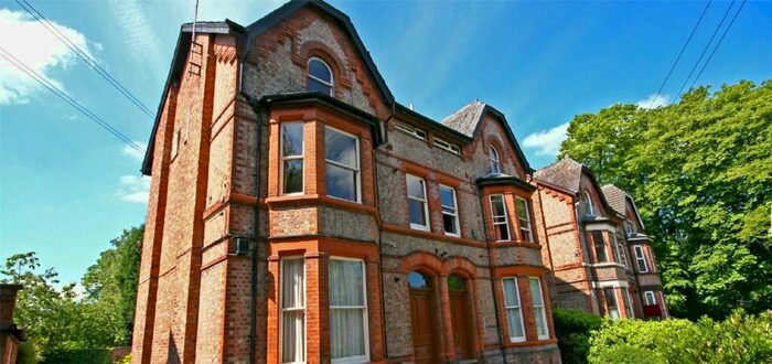 2 Bedroom Apartment To Rent In Kerrs Villa, - Queenston Road, Didsbury, Manchester, M20