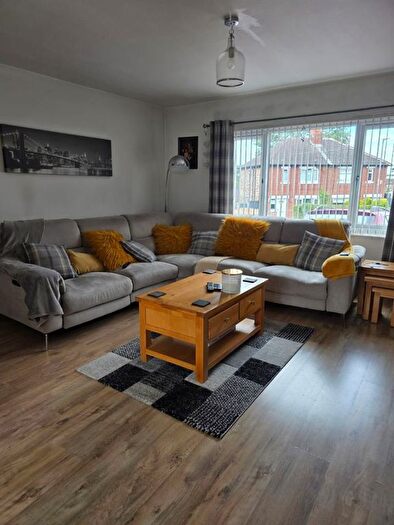 3 Bedroom Semi-Detached House To Rent In Attlee Road, Liverpool, L36