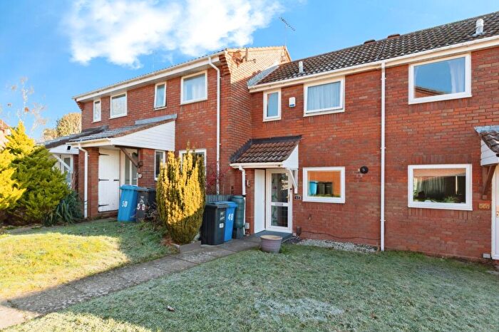1 Bedroom Terraced House For Sale In Mapperton Close, Poole, Dorset, BH17