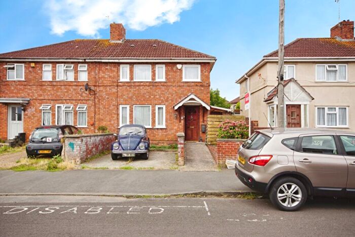 3 Bedroom Semi-Detached House For Sale In Sunny Bank, Bristol, Somerset, BS15