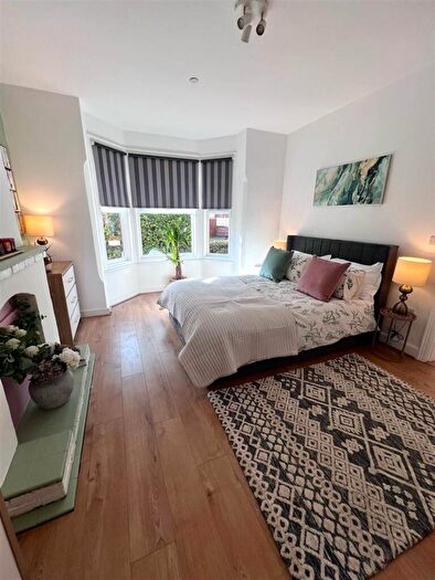 2 Bedroom Apartment To Rent In Crosby Road, West Bridgford, Nottingham, NG2