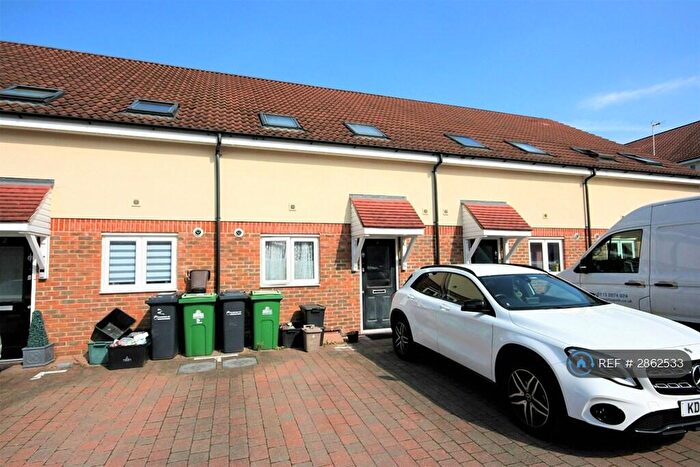 3 Bedroom Terraced House To Rent In Cedrus Close, Broxbourne, EN10