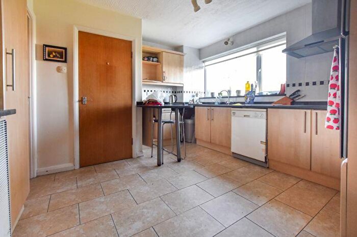 4 Bedroom Detached House For Sale In Thackers Close, Wansford, PE8