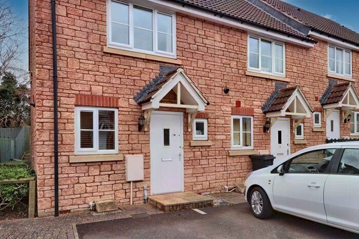 2 Bedroom House To Rent In Fowen Close, Street, BA16