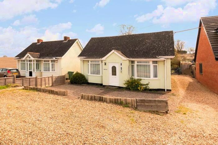 3 Bedroom Detached Bungalow For Sale In Reading Road, Harwell, Didcot, OX11