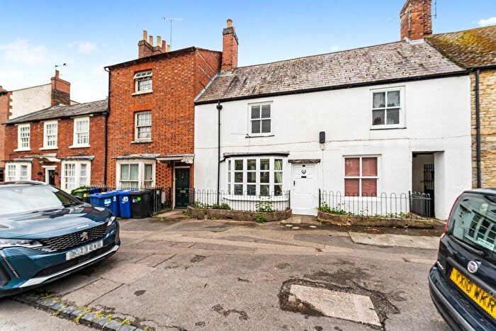 2 Bedroom Terraced House For Sale In High Street, Brackley, Northamptonshire, NN13