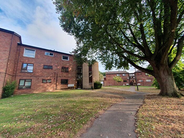 3 Bedroom Flat To Rent In Pippin Green, Norwich, NR4