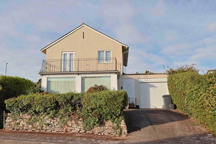 3 Bedroom Detached House For Sale In Tor Close, Paignton, TQ4
