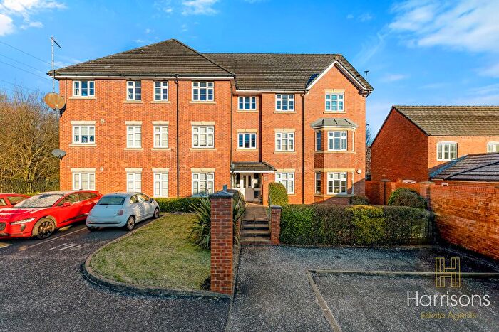 2 Bedroom Flat For Sale In Shalefield Gardens, Atherton, Manchester, Lancashire, M46