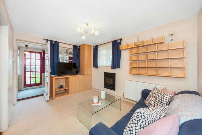 1 Bedroom Terraced House To Rent In Upper Tooting Park, Balham, London, SW17