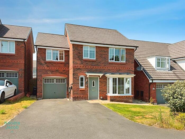 4 Bedroom Detached House For Sale In Kirkpatrick Drive, Gateford, Worksop, S81