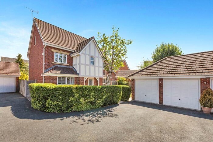 6 Bedroom Detached House For Sale In Sherratt Close, Stapeley, Nantwich, CW5