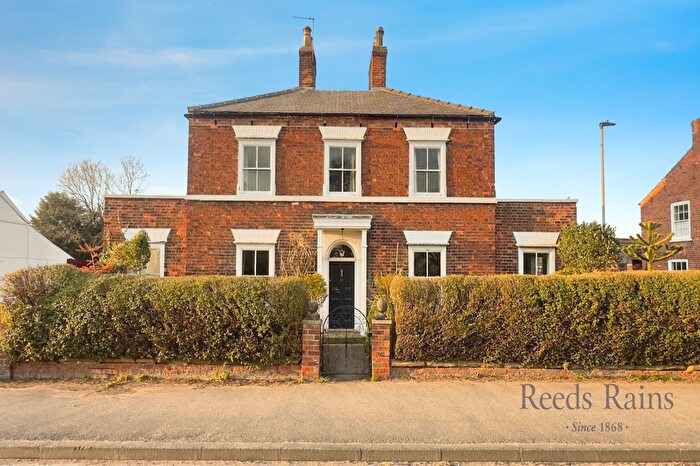 3 Bedroom Detached House For Sale In Main Road, Hambleton, Selby, North Yorkshire, YO8