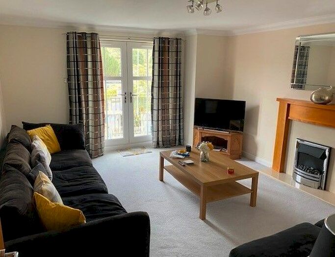 2 Bedroom Flat To Rent In Queens Road, West End, Aberdeen, AB15