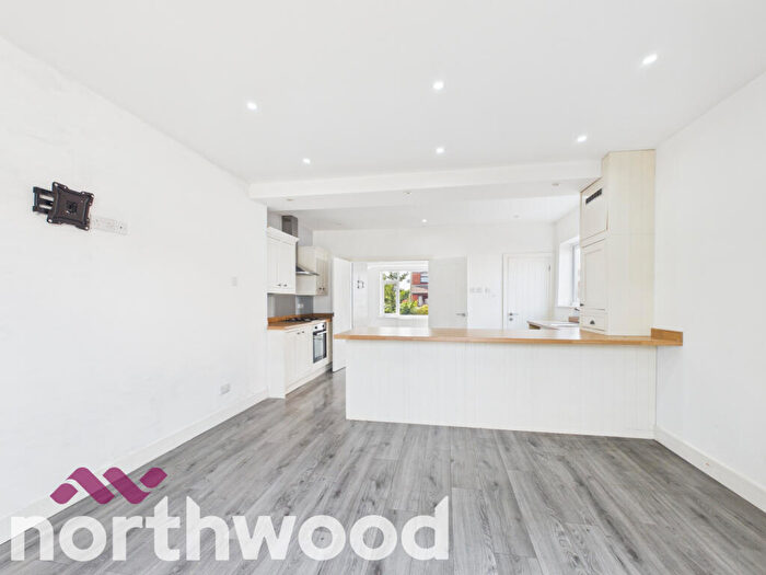 4 Bedroom Semi-Detached House For Sale In Grimshaw Lane, Ormskirk, L39