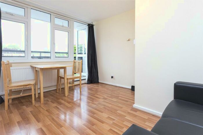 1 Bedroom Flat To Rent In Marden Square, Bermondsey, London, SE16