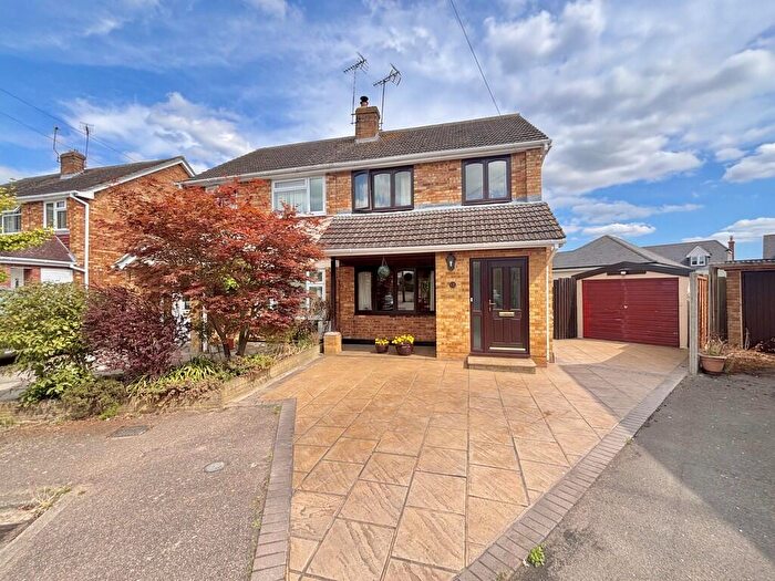 3 Bedroom Semi-Detached House For Sale In Queensway, Tiptree, CO5