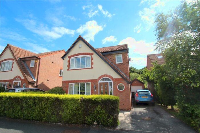 3 Bedroom Detached House To Rent In Woodlea Gardens, Meanwood, LS6