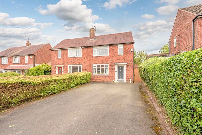 2 Bedroom Semi-Detached House For Sale In Greenfields Road, Kingswinford, DY6