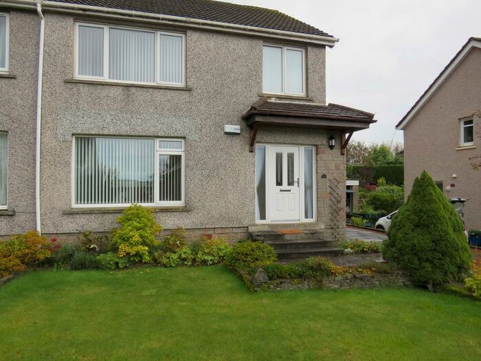 3 Bedroom Semi-Detached House To Rent In Valleybank, Banton, Kilsyth, G65
