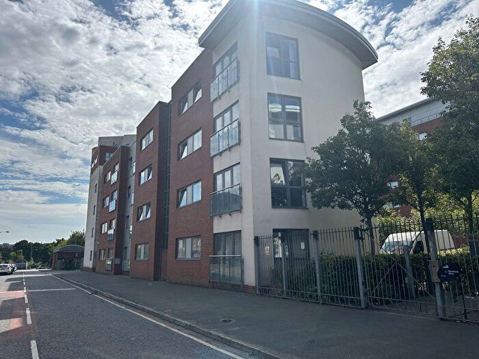 2 Bedroom Flat For Sale In Leeds Street, Liverpool, L3