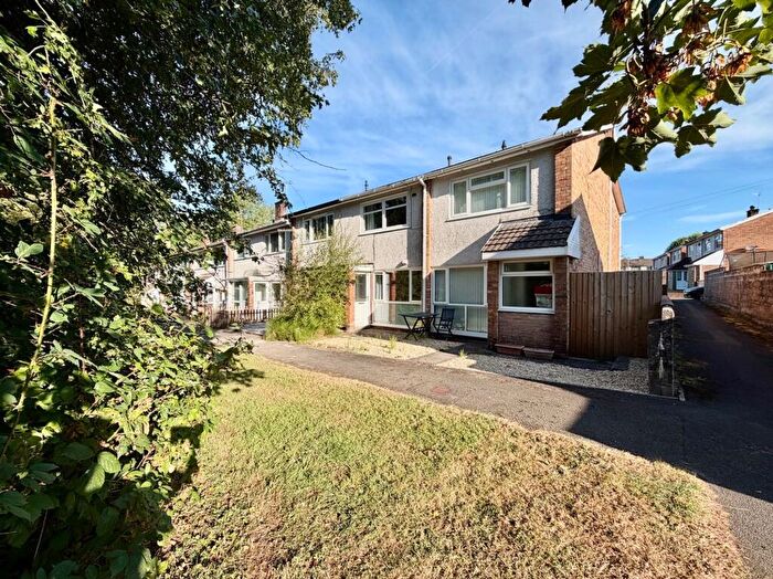 2 Bedroom Terraced House For Sale In Woodfield Park Crescent, Woodfieldside, NP12