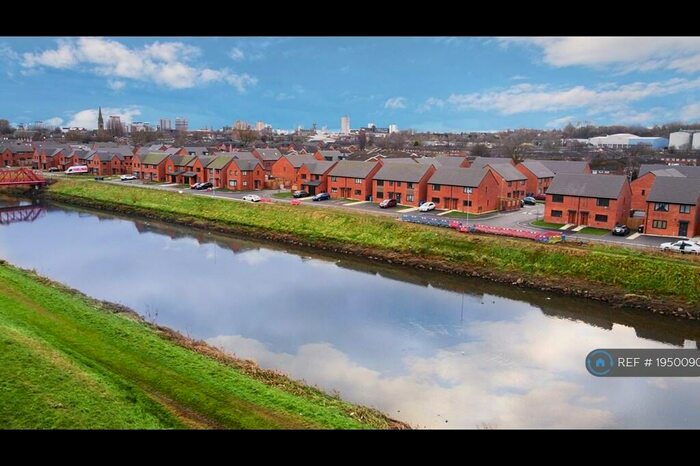 2 Bedroom Semi-Detached House To Rent In Poppy Lane, Salford, M6