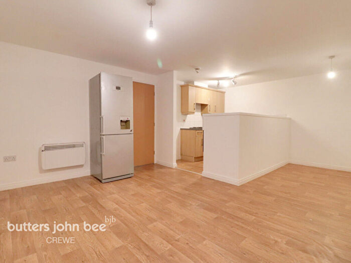 2 Bedroom Flat For Sale In Ivatt Drive, Crewe, CW2