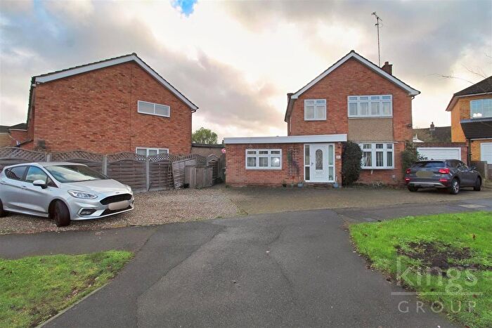 3 Bedroom Detached House For Sale In Audwick Close, Cheshunt, Waltham Cross, EN8