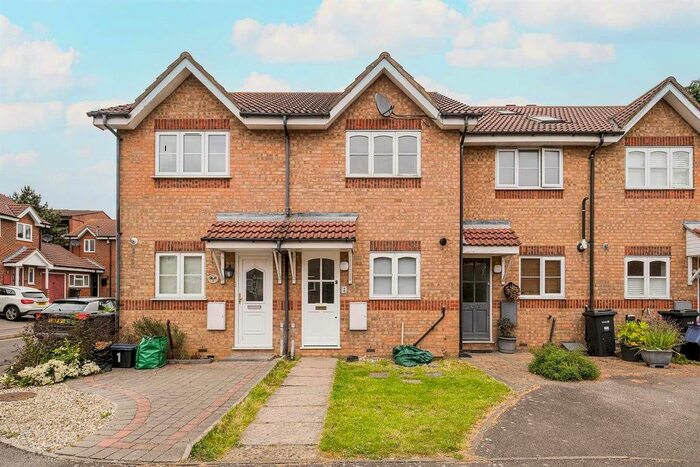 2 Bedroom Terraced House To Rent In Fieldhouse Close, London, E18