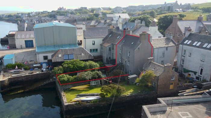 4 Bedroom Town House For Sale In Dundas Street, Stromness, KW16