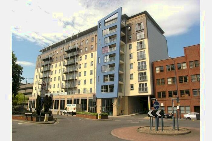 1 Bedroom Flat To Rent In Church Street East, Horsell, Woking, GU21