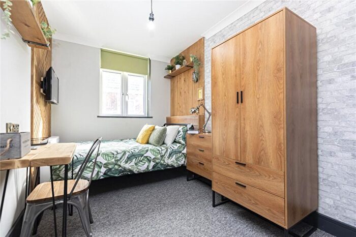 1 Bedroom Property To Rent In Gordon Avenue, Southampton, Hampshire, SO14