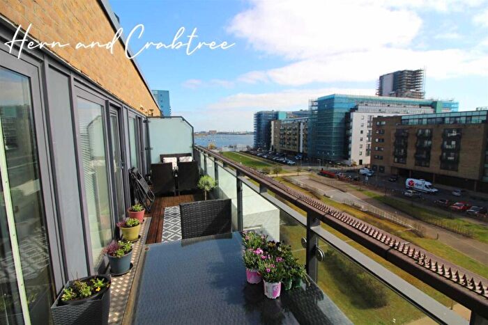 2 Bedroom Apartment To Rent In Hartland House, Ferry Court, Cardiff, CF11