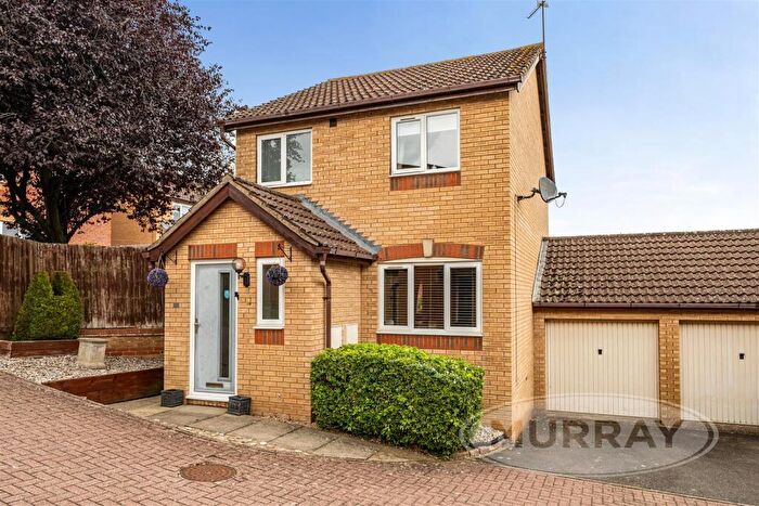 3 Bedroom Detached House For Sale In Hilltop Drive, Oakham, Rutland, LE15
