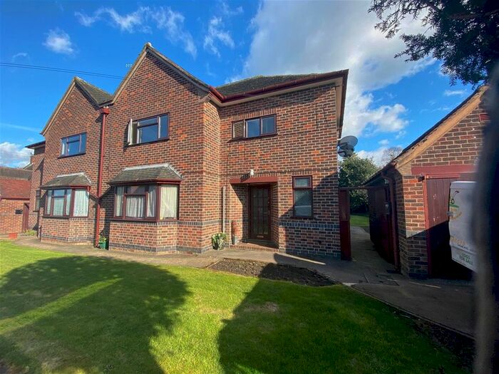 2 Bedroom Flat To Rent In Gladstone Road, Chesterfield, S40