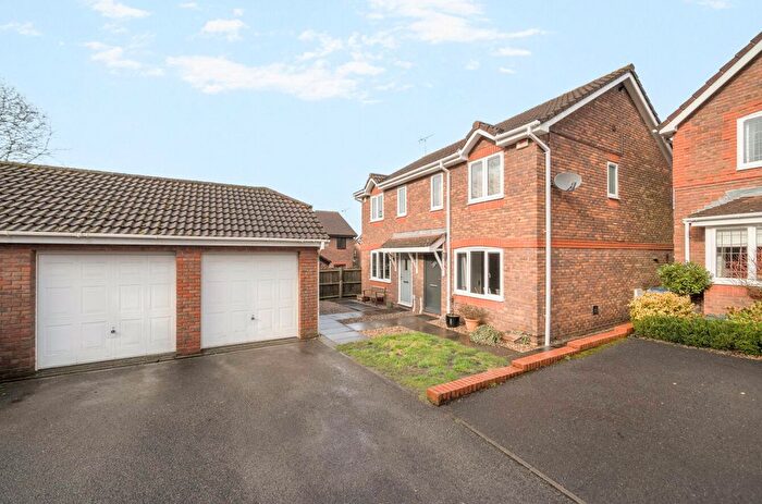 2 Bedroom Semi Detached House For Sale In Norman Keep, Warfield, Bracknell, RG42